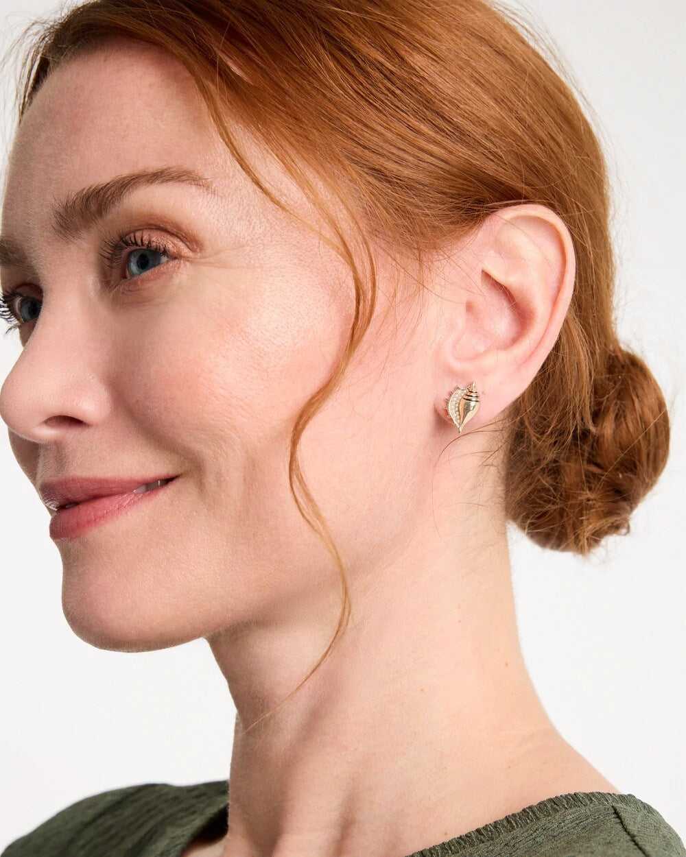 Chico's Top Pick - Conch Stud Earrings Gold