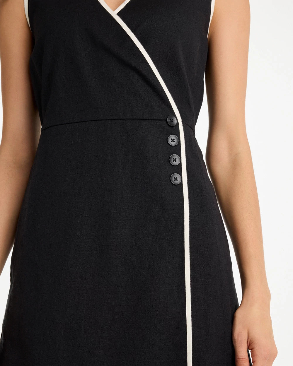 Chico's Great Value - Sleeveless Surplice Linen Dress Black
