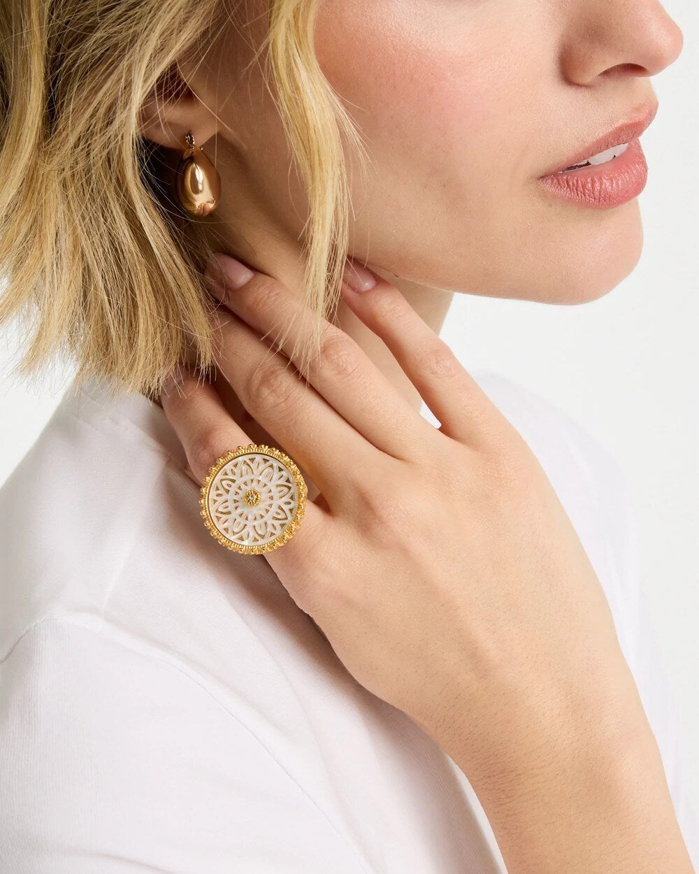 Chico's Exclusive - Pearlescent Stretch Ring Gold
