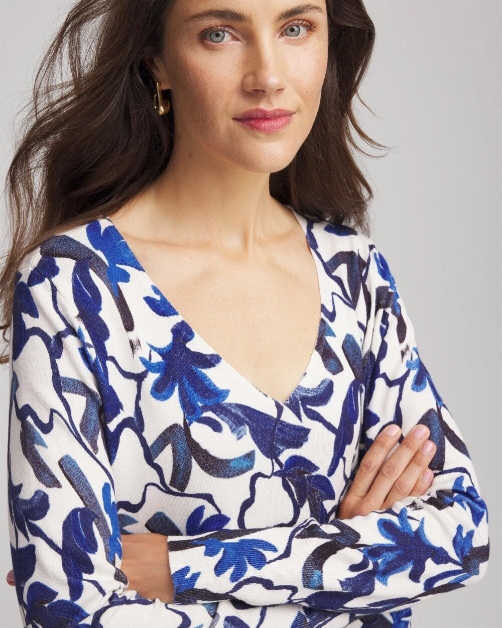 Chico's Featured - Ella V-Neck Blue-Petals Pullover Sweater Ecru