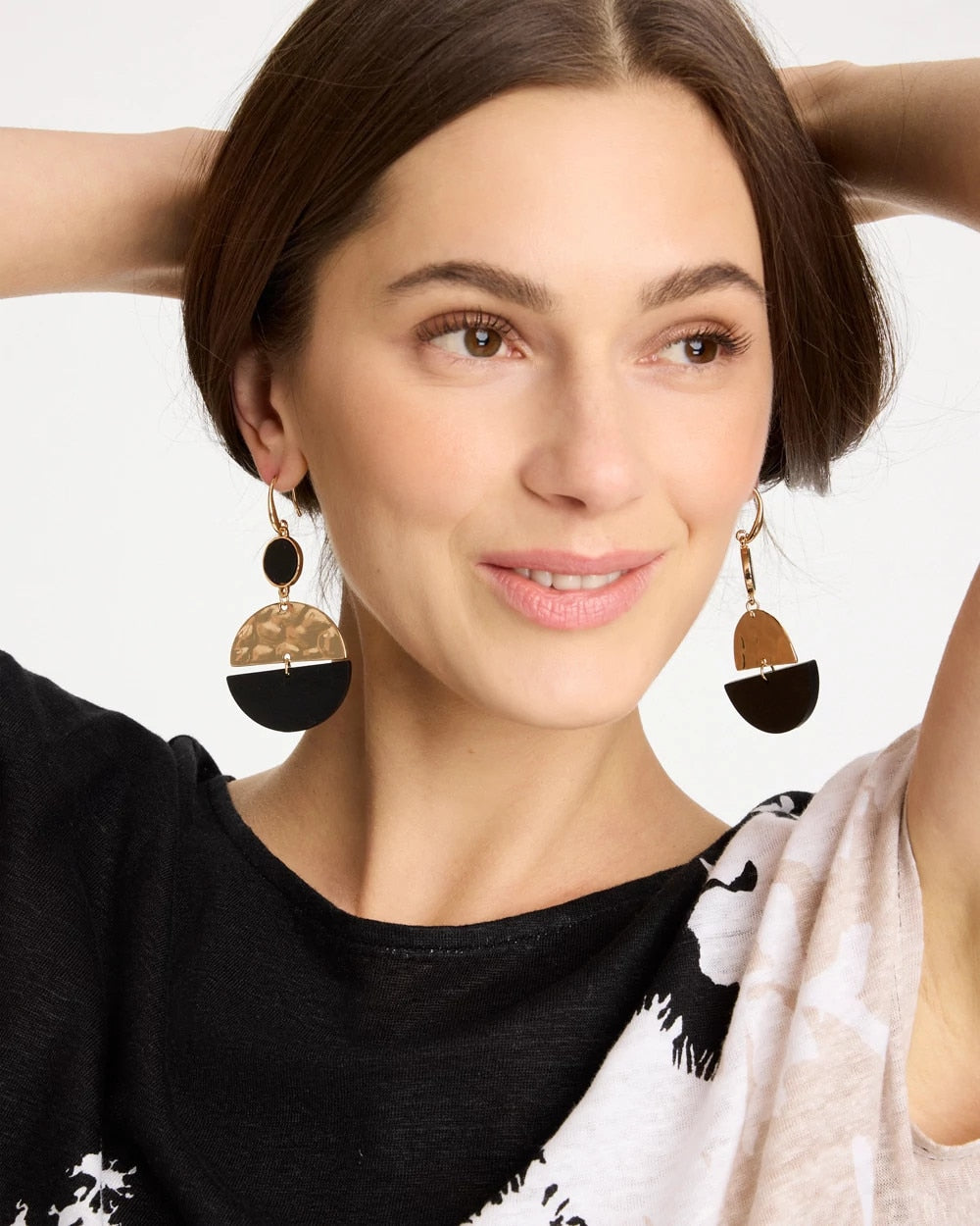 Chico's Trending - Wood Rounded Drop Earrings Black/Gold