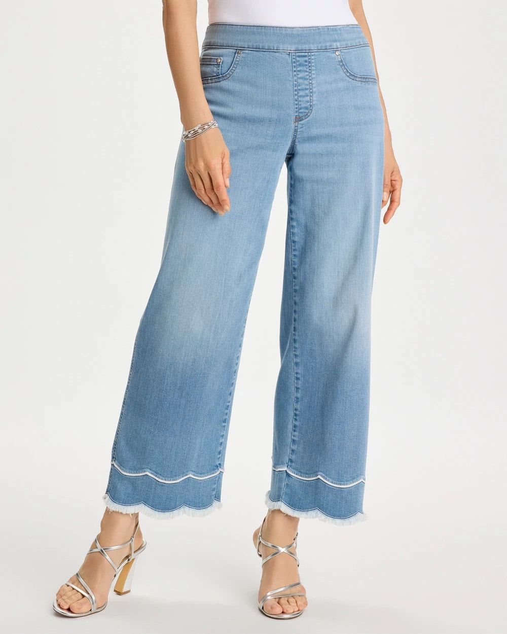 Chico's Trusted - Scallop Pull-On Wide-Leg Crop Jeans Blue Jay Indigo