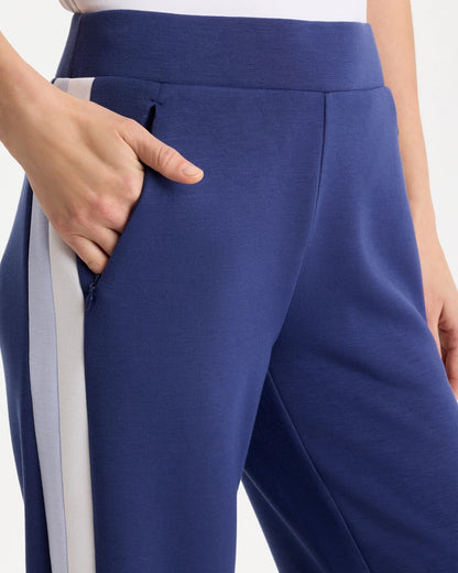 Chico's Exclusive - Zenergy® Soft Contrast Crop Pants Starlit Navy
