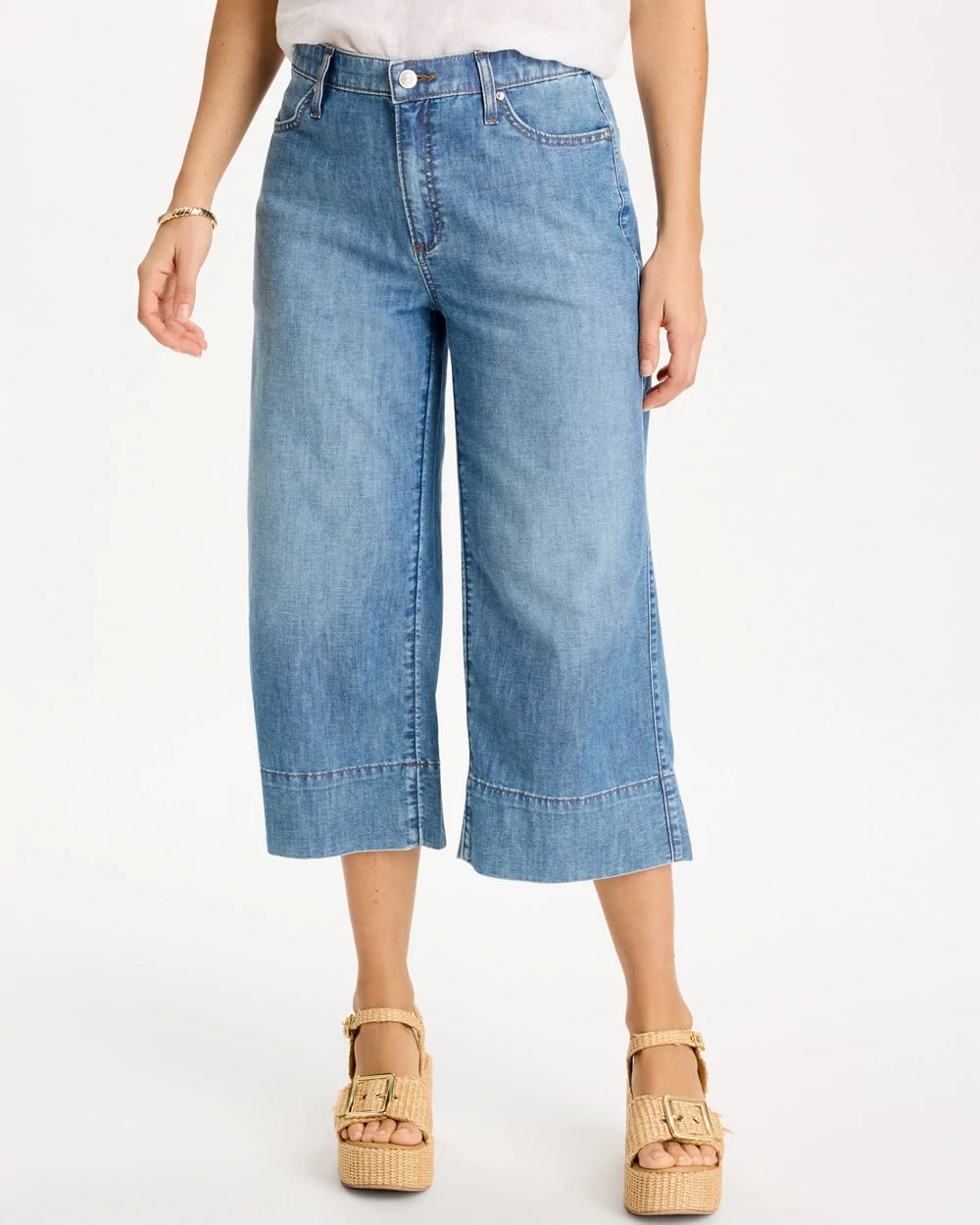 Chico's Quality - Lightweight Wide-Leg Capri Jeans Burano Indigo