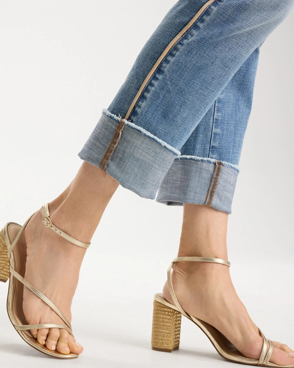 Chico's Essential - Girlfriend Roll Cuff Crop Jeans Allegro Indigo
