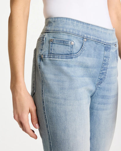 Chico's Trusted - Pull-On Capri Jeans Printemps Indigo