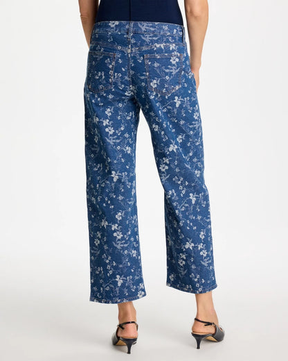 Chico's Top Pick - Girlfriend Wide Floral Crop Jean Indigo