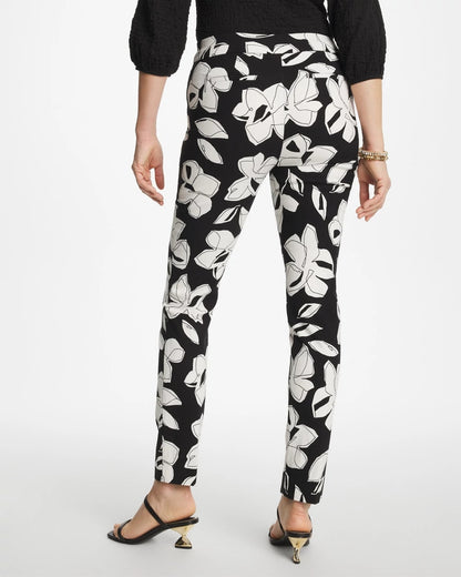 Chico's Smart Buy - Blooms Brigitte™ Slim Pull-On Ankle Pants Black