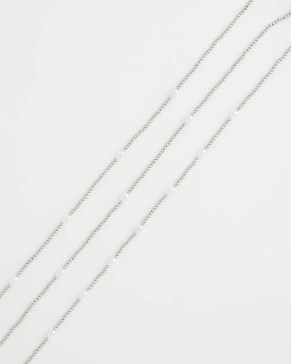 Chico's Popular - Pearlescent Bead Ball Short Necklace Silver