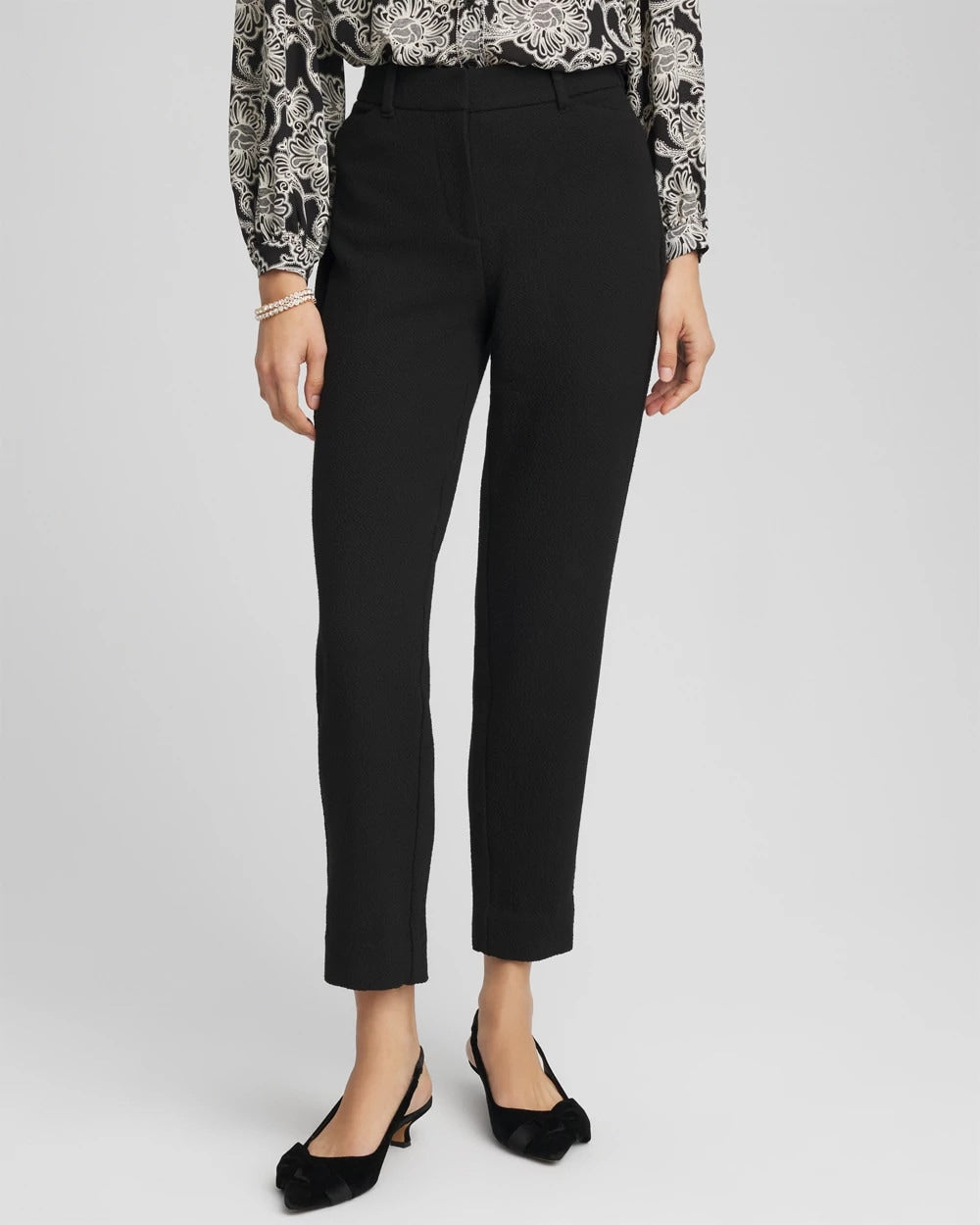 Chico's Essential - Matelassé Slim Tapered Ankle Pants Black