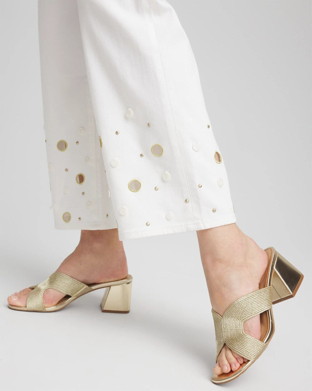 Chico's Essential - Pull-On Embellished Straight-Leg Cropped Jeans Alabaster