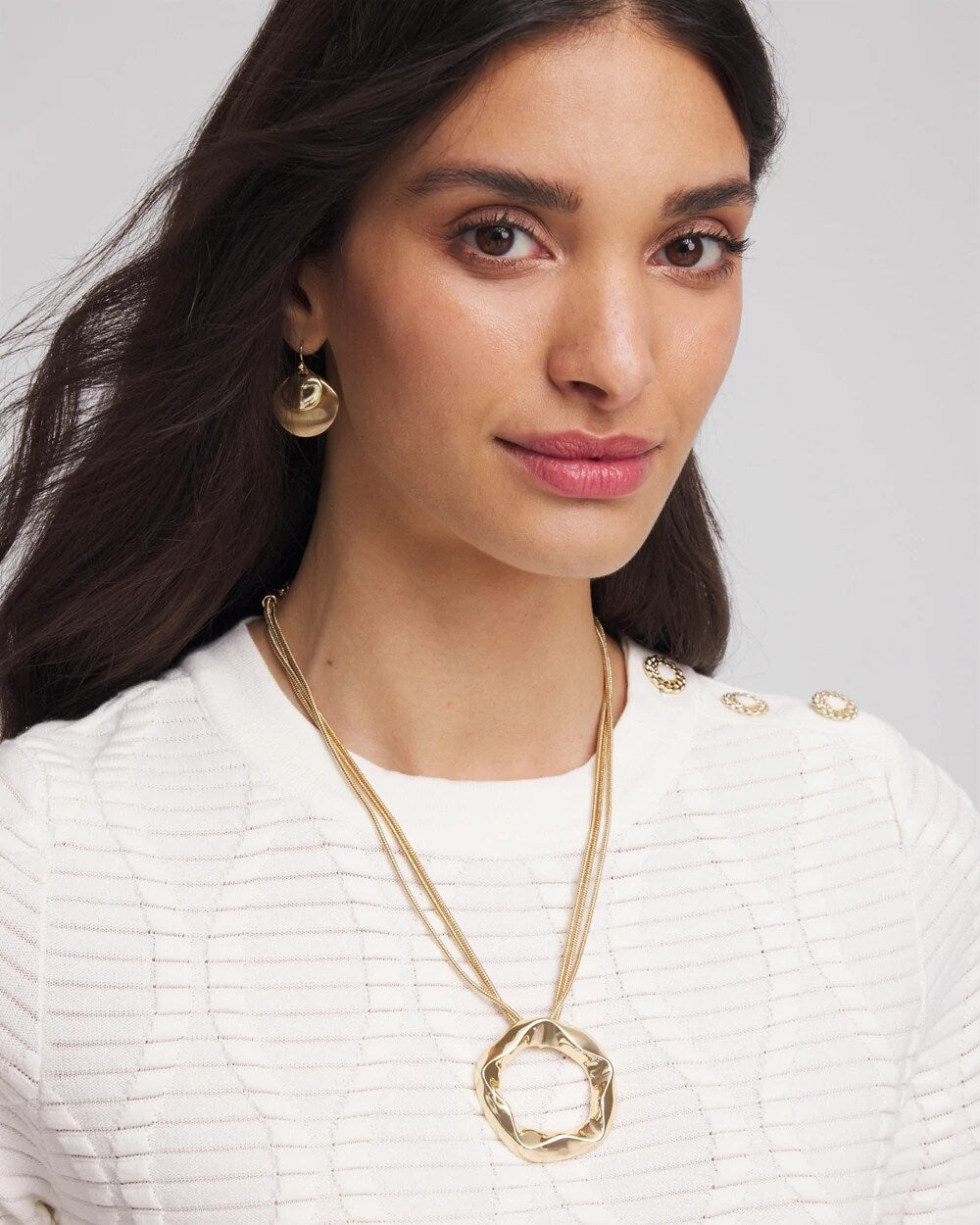 Chico's Featured - Short Circle Pendant Gold