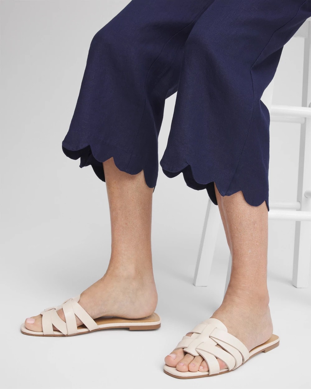 Chico's Popular - Linen Scallop Hem Crop Pants Passport Blue