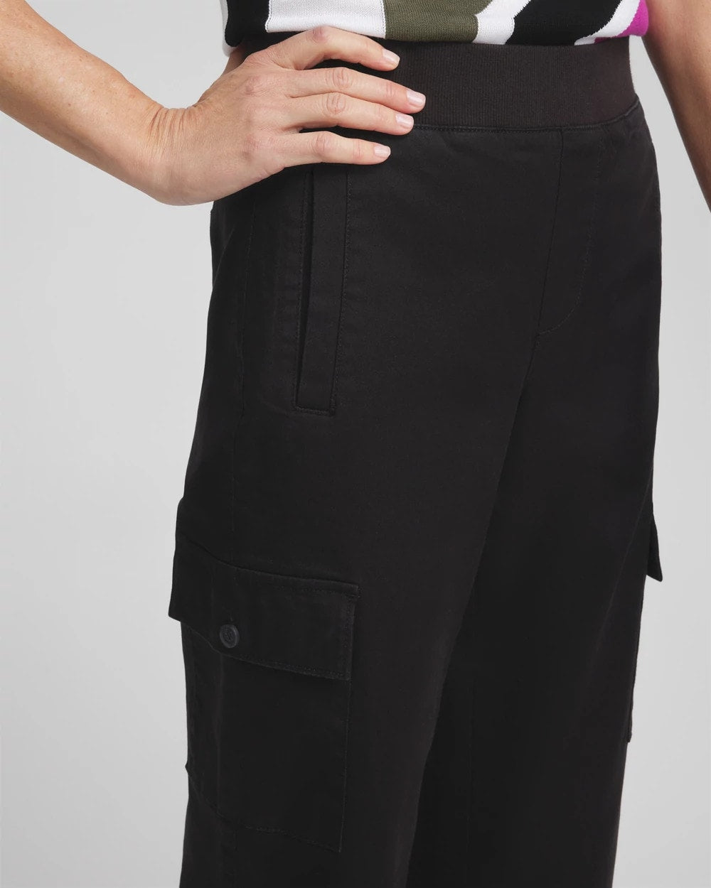 Chico's Hot Sale - Cargo Straight Leg Cropped Pants Black