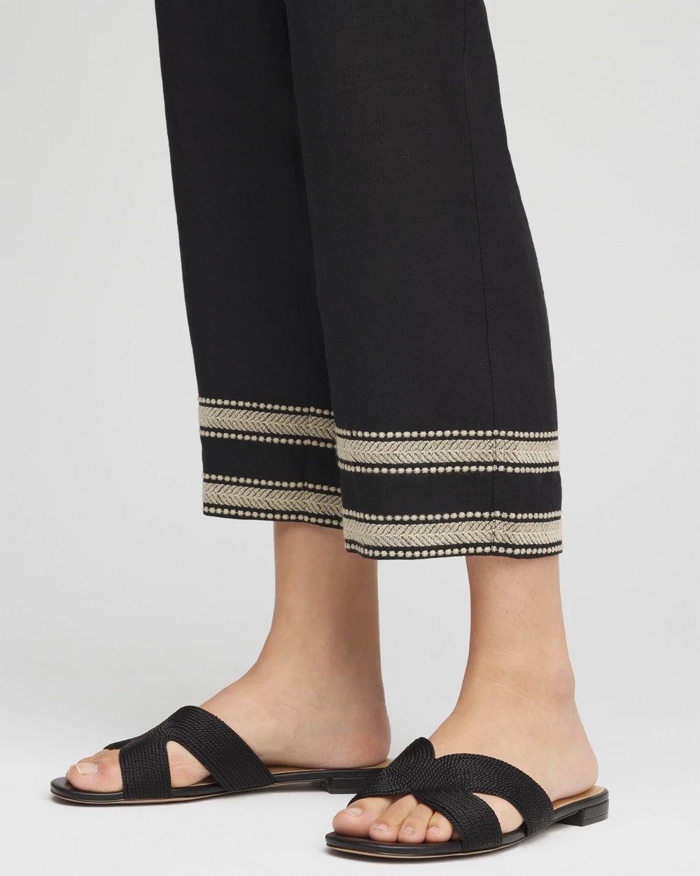 Chico's Best Seller - Linen Elastic Waist Cropped Pants Black